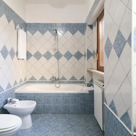 Beachfront - Sea & Food Near Airport Fiumicino