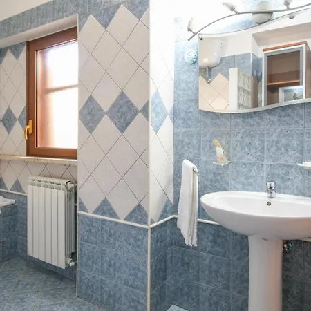 Beachfront - Sea & Food Near Airport Apartmán